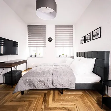Apartment ✪ Firstclass-apartment In Leipzig-gohlis ✪