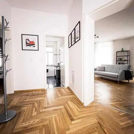 Apartment ✪ Firstclass-apartment In Leipzig-gohlis ✪ Leipzig